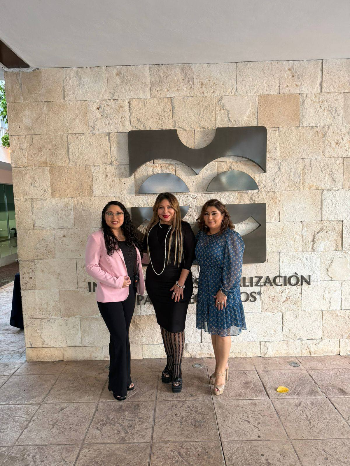 Momento Identidad Femenina